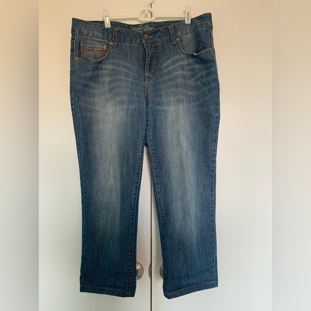 Faded Glory medium wash straight leg jeans